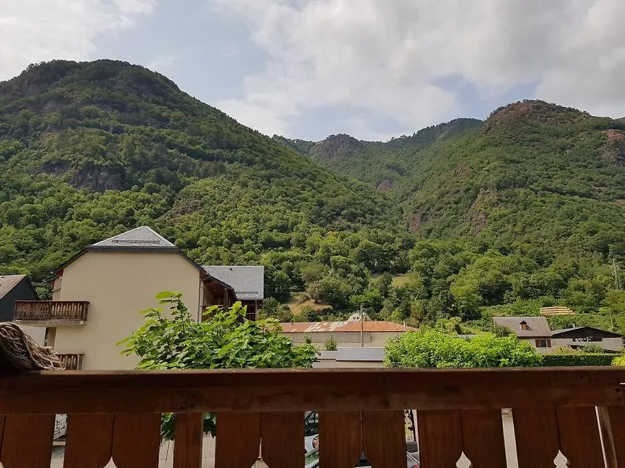 Apartamento Appartement Chaleureux Ski, Randonnees, Cures... Bagnères-de-Luchon